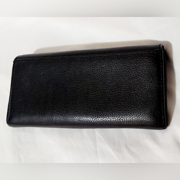 Michael Kors MK Wallet - Picture 3 of 7